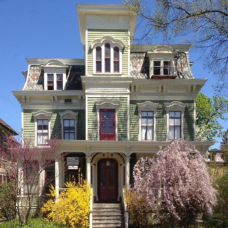 Hudson City Bed And Breakfast Eksteriør bilde