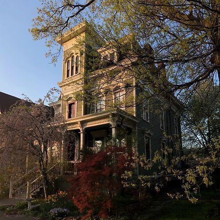 Hudson City Bed And Breakfast Eksteriør bilde